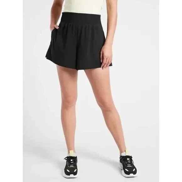 Athleta NWT Cosmic Flutter Black Shorts Size XL - Picture 1 of 9